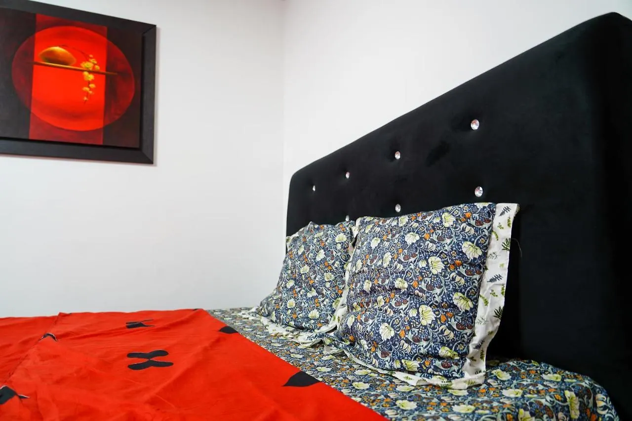 Sun Plaza Studio With Self Check In And Wifi location