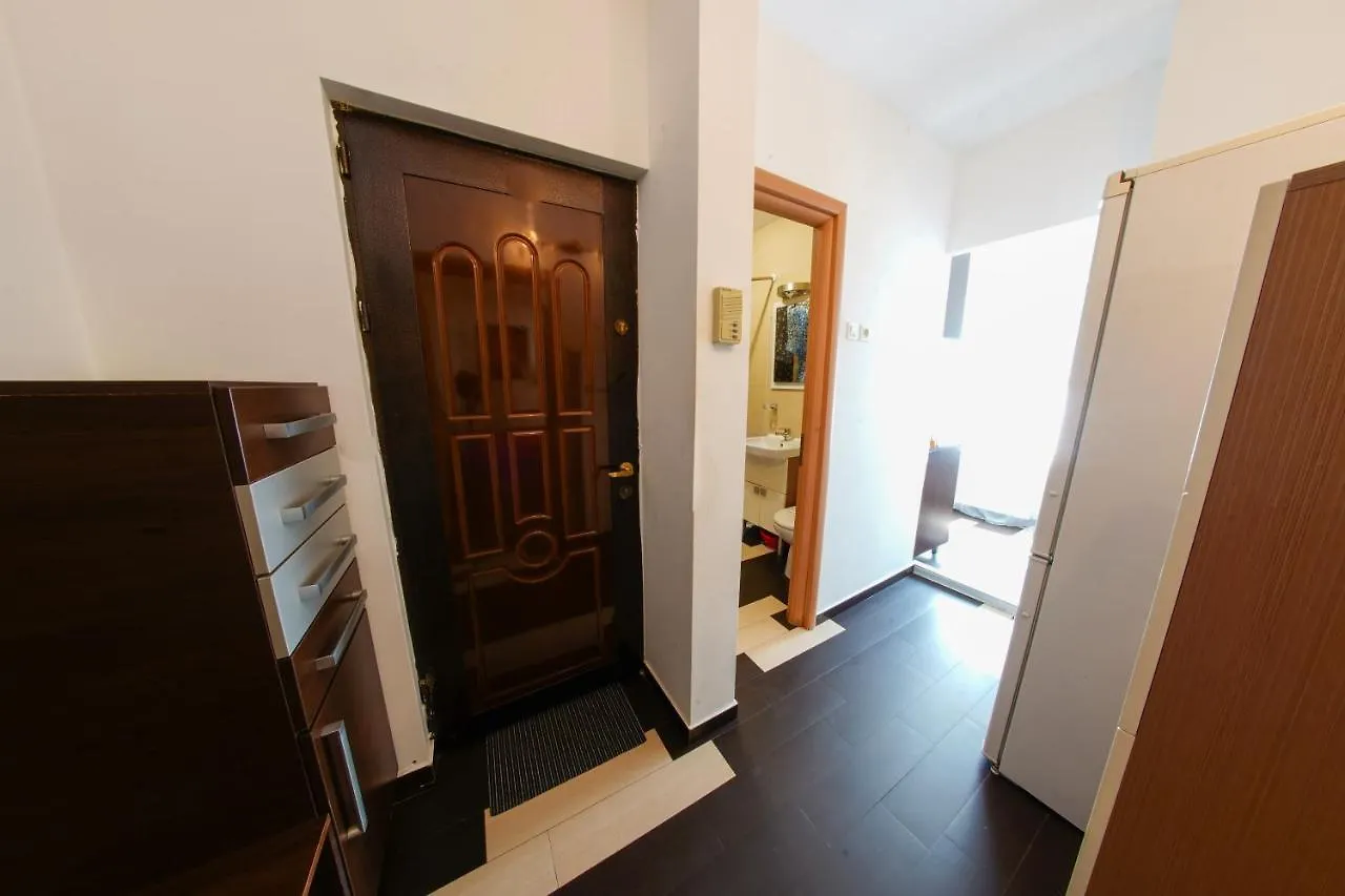 Ferienwohnung Sun Plaza Studio With Self Check In And Wifi Bukarest Apartment